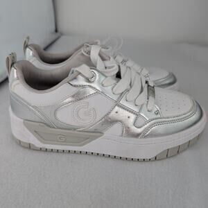 GBG Los Angeles Haul Sneakers Women Size 7M